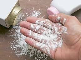 Women who contracted ovarian cancer after using talcum powder have been awarded tens of millions of dollars after filing lawsuits. Study Finds Talcum Powder Not Likely A Risk For Ovarian Cancer Shots Health News Npr