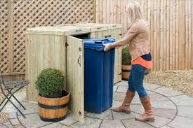 Cache Poubelle Bois Construction Palettes Jardin Casiers Rangement Idees Cacher Les Poubelles Cache Poubelle Bois Poubelle