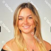 Kirsten Singer's Instagram, Twitter & Facebook