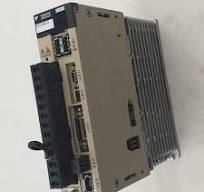 ONE used Yaskawa SGDV-2R8A11A Servo drive Fast Delivery