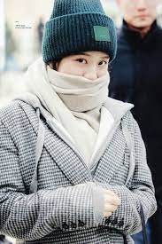 S Adli Kullanicinin Jisoo Blackpink Airport Style Panosundaki Pin