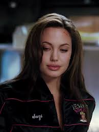 It's been 19 years since Angelina Jolie dazzled us as Jane Smith 🎬 𝐌𝐑.  𝐀𝐍𝐃 𝐌𝐑𝐒 𝐒𝐌𝐈𝐓𝐇 (𝟐𝟎𝟎𝟓) © 眠去