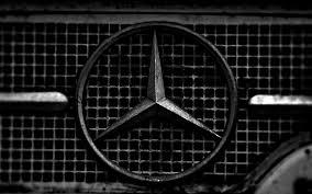 4k Wallpaper Car Logo Mercedes benz logo wallpapers posted by john simpson. 4k wallpaper car logo