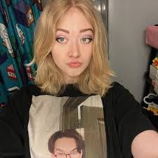 Savannah Hutson's Instagram, Twitter & Facebook