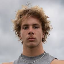 Kyle Stratton's Instagram, Twitter & Facebook