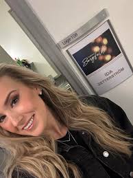 Went straight from the airport to the TV studio to record the Carina  Bergfeldt talk show that will air