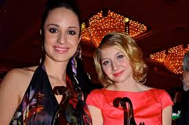 She is the daughter of actor wolfgang stumph. Anna Maria Muhe Die Mit Freund Timon Modersohn Kam Stephanie Stumph