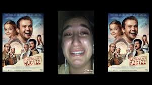 7 using the same premise, but with significant changes in story, characters, and tone. Miracle In Cell No 7 Reaction Milagro En La Celda 7 7 Kogusta Ki Mucize Tepkiler Youtube