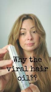 Massive YES to scalp oiling 🙌🏻 but not just with any oil! I’ve been using  this oil twice a week the night before I need to wash my hair. , With the  right oil there is 101 positive uses: * moisturises ...