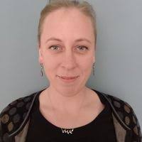 PDF) 'A Chain of Creation, Continuation, Continuity': Feminist dramaturgy  and the matter of the sea (Performance Research 21.2, 2016, pp. 17-24)