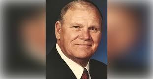 Randall Kay's Instagram, Twitter & Facebook