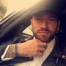 Peter zulj, göztepe'de süper lig'de kötü günler geçiren göztepe ara transfer döneminde ikinci takviyesini gerçekleştirdi. Peter Zulj Pz10 Influencer Wiki