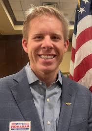 Independent voter tells GOP state chair how to win elections