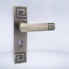 Version on upper right has a lock; China Aluminum Alloy Dual Latch Door Handle Front Back Lever Security Lock Cylinder With Key China Door Handle Lock Engineering Door Lock