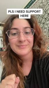 Max Meredith's Instagram, Twitter & Facebook