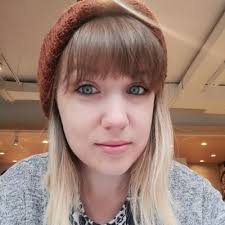 Shelly Madden's Instagram, Twitter & Facebook