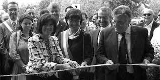 Maria elisabetta casellati, née alberti (born 12 august 1946) is an italian politician and the current president of the italian senate. 27 Giugno 2009 Elisabetta Casellati Con Maria Gomierato Tagliano Il Nastro Della Sezione Del Tribunale Di Treviso Aidanews Rivista Culturale