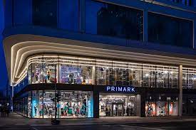 Primark has been a surprising and innovative business model in the fashion retail industry. Primark Zoom Berlin Berlin Bleibt Gesund