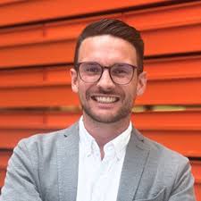 Mitarbeitende von KASTO Maschinenbau GmbH & Co. KG