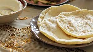 Lihata sahaj restoran yang menjual roti canai best, pasti penuh dengan pelanggan. 5 Cara Membuat Roti Maryam Yang Lembut Dan Enak Lifestyle Liputan6 Com