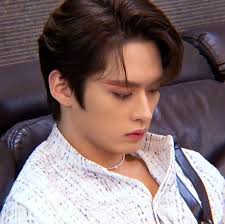 Stray Kids UNVEIL TOUR 'I am…'] in JAKARTA □ TICKET OPEN -Early Bird Sales  2018.11.29 (THU) 4PM(WIB) @ MCP (instagram.com/mecimapro) ℹ More Info:  instagram.com/mecimapro, indotix.com #StrayKids #스트레이키즈 #UNVEILTOUR #Iam