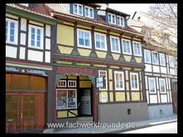Großzügige wohnung mit traumblick und garage in sibbesse. Bad Salzdetfurth Eine Kurze Fachwerktour Durch Die Kleine Altstadt Youtube