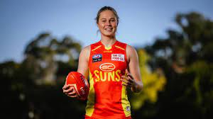 Superstar midfielder emma kearney has added another accolade to her collection after being named north melbourne's first afl women's. E9jde6odnanntm