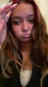 Veronica Benedict (@bundlesbabii)