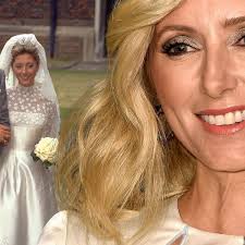 We did not find results for: Herzogin Kate Herzogin Meghan Prinzessin Diana Co Die Teuersten Hochzeitskleider Eine Royale Dame Schlagt Sie Alle Bunte De