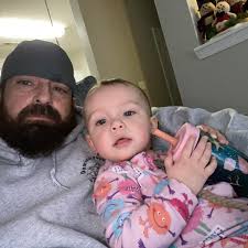 Who owns the garage next to Advance