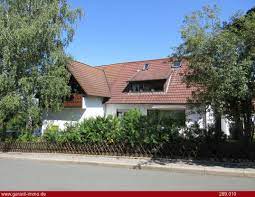 Etwas außerhalb wohnen sie zum beispiel in köttel, eiching oder lahm. Haus Zum Verkauf 96215 Lichtenfels Mapio Net