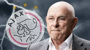 Michael van Praag komt bij Ajax-vergadering tot inkeer en biedt excuses aan 