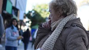 La administración nacional de la seguridad social (anses) ha informado la tabla de montos de asignación universal por hijo y por embarazo 2019 donde constan los porcentajes a cobrar mensual. Aumentan Las Jubilaciones Pensiones Y Asignaciones Cuanto Cobraran En Junio Eldoce Tv