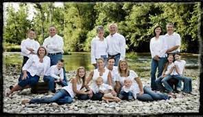 Wedding Photography Studio Ideas Photo Shoot 31 Trendy Ideas Extended Family Photos Big Family Photos Large Family Photo Shoot Ideas