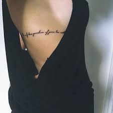 50 Pretty Side Tattoos For Girls Spiritustattoo Com Side Tattoos Rib Tattoos For Women Quotes Side Tattoos Women Quotes