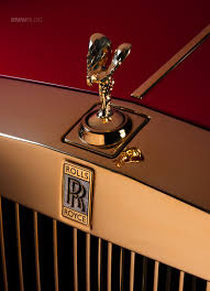Tons of awesome rolls royce hd wallpapers to download for free. Rolls Royce Phantom Golden Bespoke Models For China Luxury Cars Rolls Royce Rolls Royce Phantom Rolls Royce