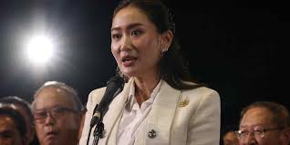 थाईलैंड के नए प्रधानमंत्री के रूप में 'कड़ी मेहनत करने को तैयार'  पैतोंगटार्न शिनावात्रा - निक्केई एशिया