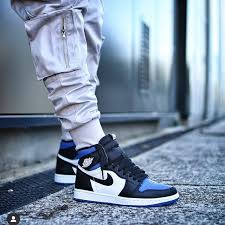 Air Jordan 1 Retro High Black Game Royal Toe 555088 041 In 2020 Nike Fashion Shoes Air Jordans Nike Sneakers Outfit