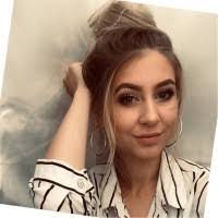 Erin Sapp's Instagram, Twitter & Facebook