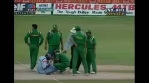 It is better to ride a pony than a horse which throws you. Navjot Singh Sidhu 1990 Cricket The Kapil Sharma Show Youtube