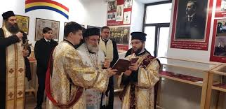 Peste 60 de preoti din arhiepiscopia romanului si bacaului au fost transferati fara explicatii in parohii mai sarace, printre motivele posibile fiind si acela ca nu au indeplinit planul financiar impus de ips ioachim bacauanul. O SutÄ Èaizeci De Ani De InvÄÈÄmant Seminarial In Arhiepiscopia Romanului Èi BacÄului