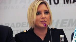İpek hattat'ın evine gittim tableti almaya. Q1s5ua7osqsmdm