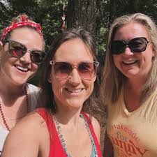 Cheryl Oakley's Instagram, Twitter & Facebook