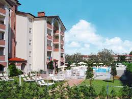 Affitto appartamento vacanza al lido di spina, la capitale verde dei lidi ferraresi.appartamento in affitto, vicino al mare, al piano terra in posizione centrale del lido di spina.trilocale recentemente ristrutturato, bene arredato con aria condizionata. Case Vacanze E Appartamenti A Lido Di Spina Da 20 Hundredrooms