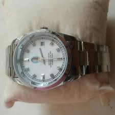 See more of larian hari keputeraan sultan nazrin shah 2020 on facebook. Jam Bateri Hari Keputeraan Sultan Pahang Men S Fashion Watches On Carousell