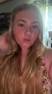 Mallory Peterson's Instagram, Twitter & Facebook