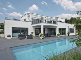 Luxusvilla Im Bauhaus Stil Weberhaus Weber Haus Bauhausstil Haus Luxus Villa