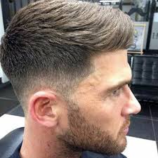 Trendfrisuren Fur Manner Aktuelle Haarschnitte Fur 2017 Short Fade Haircut Taper Fade Haircut Low Fade Haircut