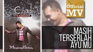 Lagu masih terserlah ayumu dinyanyikan oleh kumpulan existscepat benar engkau pergihujan masih belum berhentiapakah kerna soalanku tadihatimu terusik kiniseb. Ezad Masih Terserlah Ayumu Official Music Video Youtube