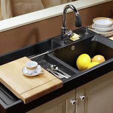 Solutions Pour Un Evier En Resine Noire Qui Blanchit Evier En Resine Evier Evier Noir